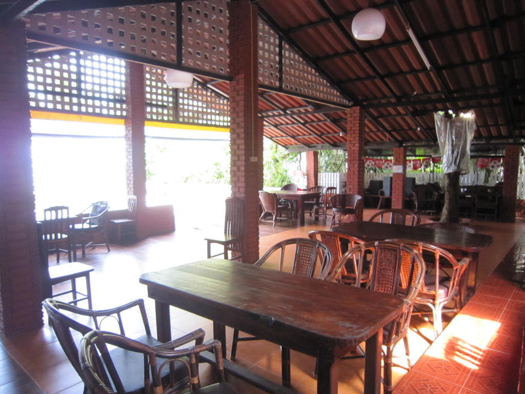 Pine Bungalow Krabi town Exteriör bild