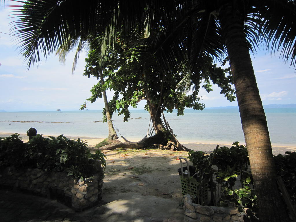 Pine Bungalow Krabi town Rum bild