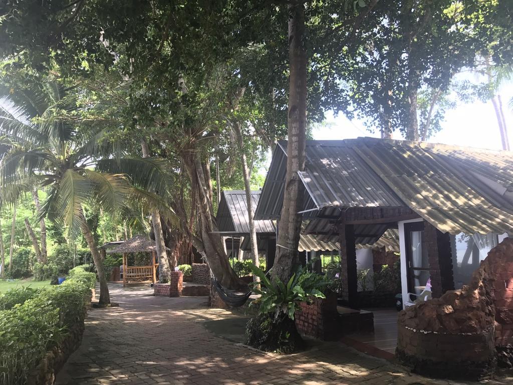 Pine Bungalow Krabi town Exteriör bild