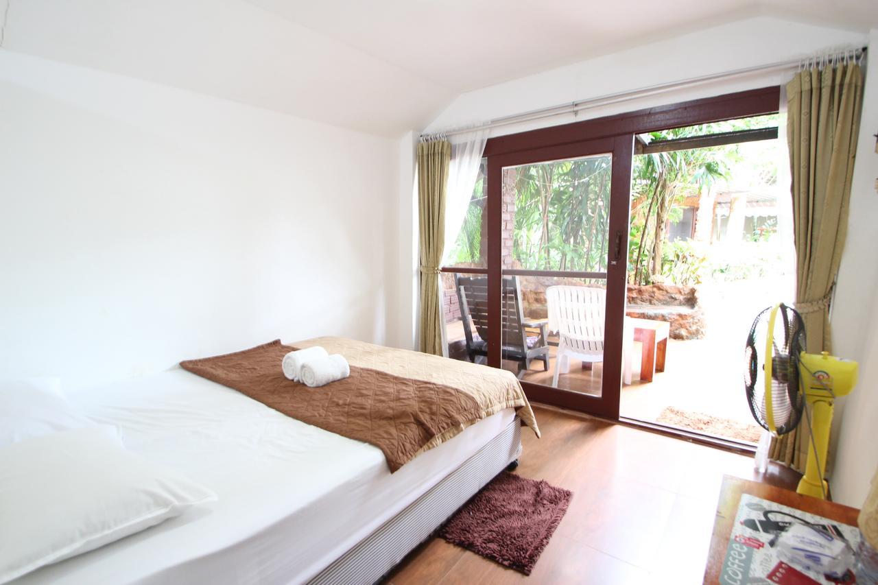 Pine Bungalow Krabi town Exteriör bild