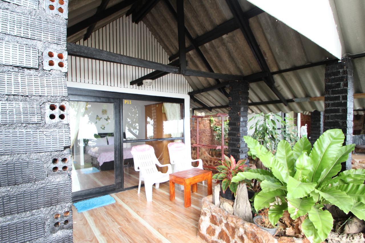 Pine Bungalow Krabi town Exteriör bild