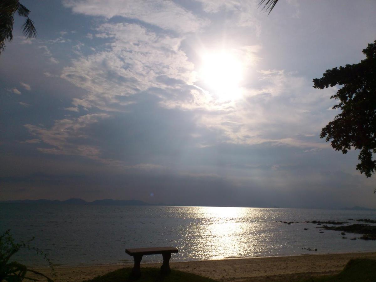 Pine Bungalow Krabi town Exteriör bild